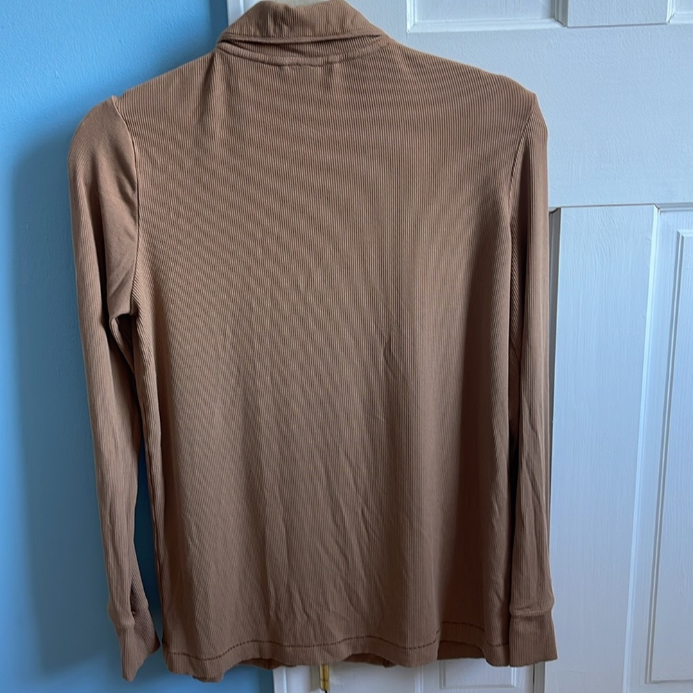 SKIMS Ribbed Lounge L/S Top - Picture 4 of 11